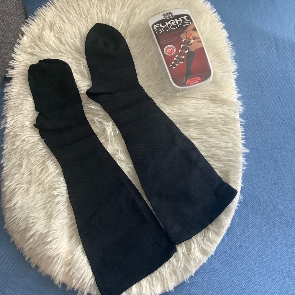Go Travel Flight Socks-Graduated Compression Socks, Unisex Size Medium 6-8 New